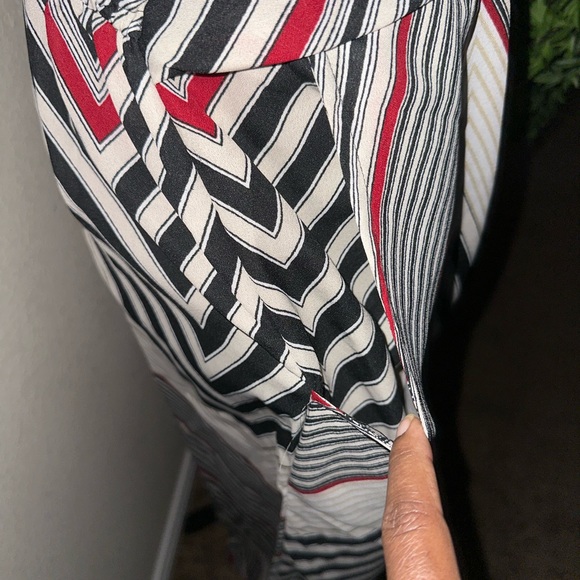 Wide leg jumpsuit. - Picture 6 of 6